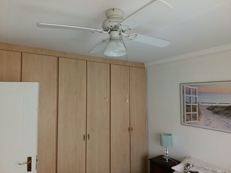3 Bedroom Property for Sale in Langenhovenpark Free State